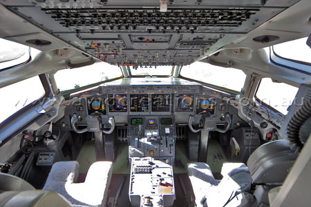 Boeing 717 Flight Deck